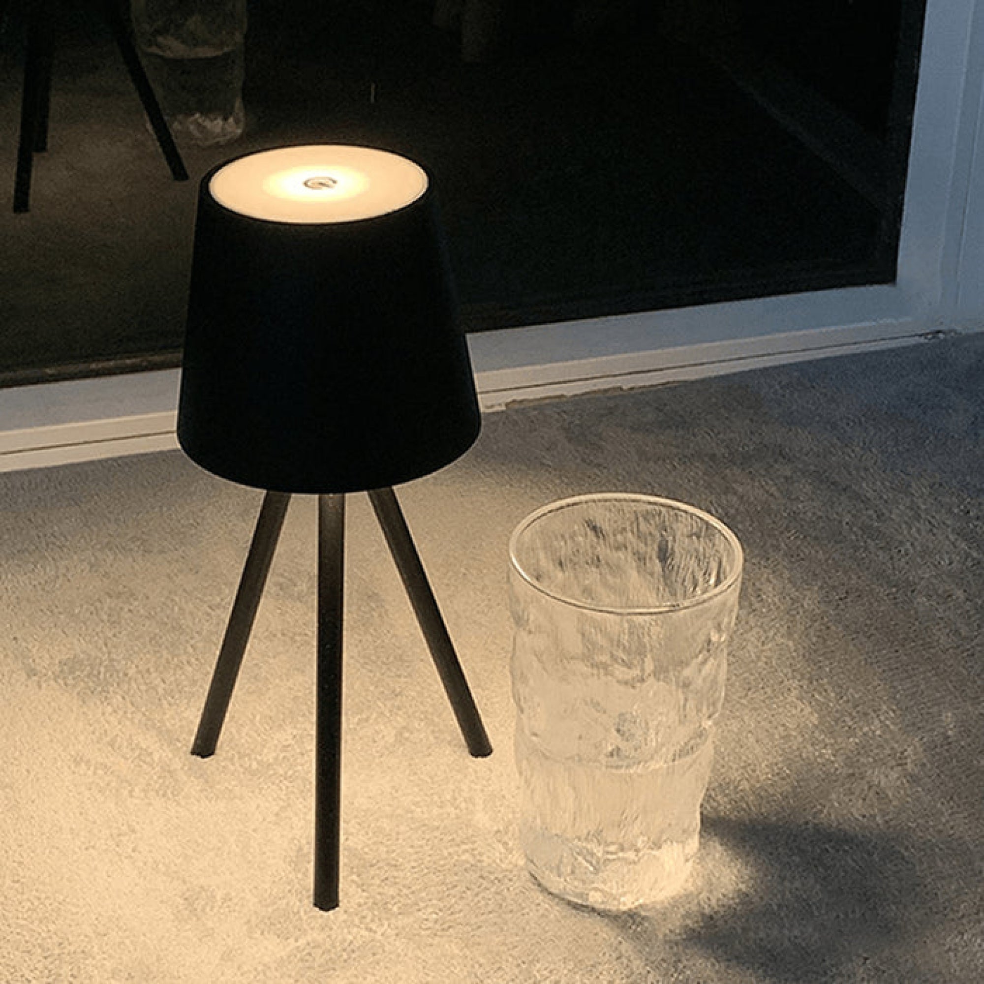 Oplaadbare Tafellamp Op Statief Huis En Tuin > Verlichting Tafellampen